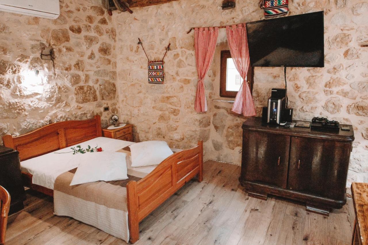 The Old Stable 1861 Villa Imotski Exterior foto